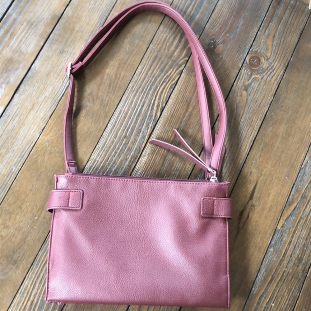 Rossetti cute dark red vegan crossbody bag - Picture 4 of 11